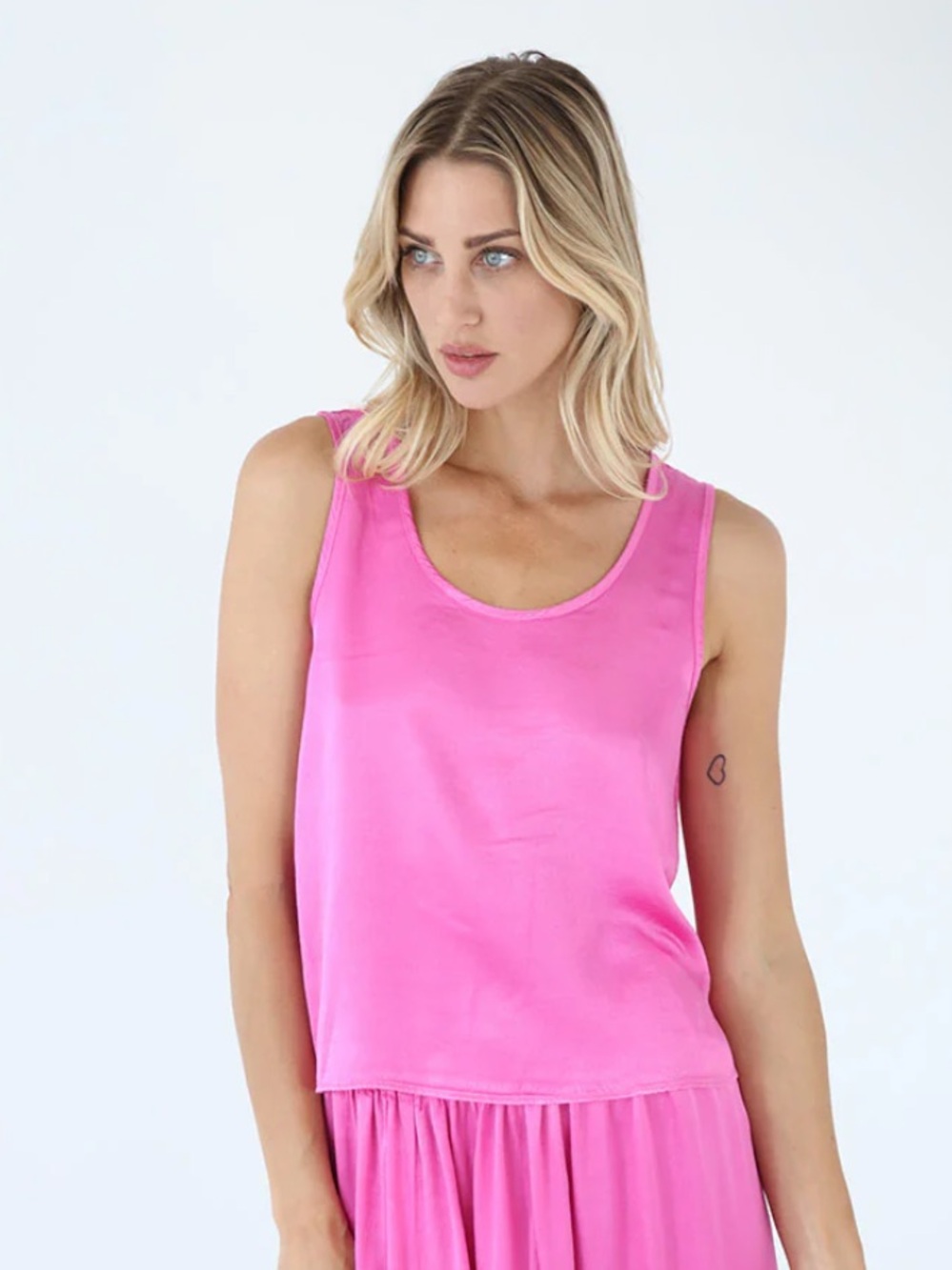 PJ HARLOW 3 pc set PINK Relaxed Wide-Leg Pants, tank and short sleeve top BUNDLE - Picture 2 of 10